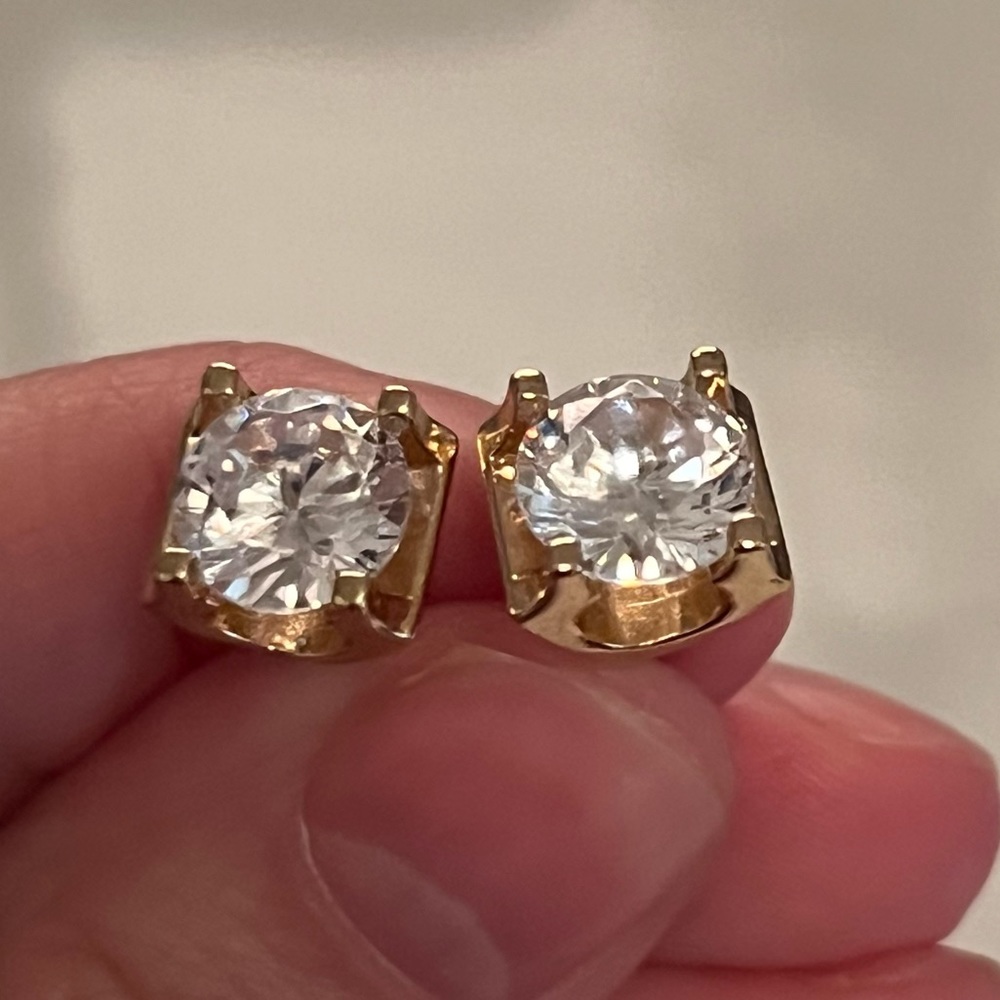 Gold Diamond Stud Earrings